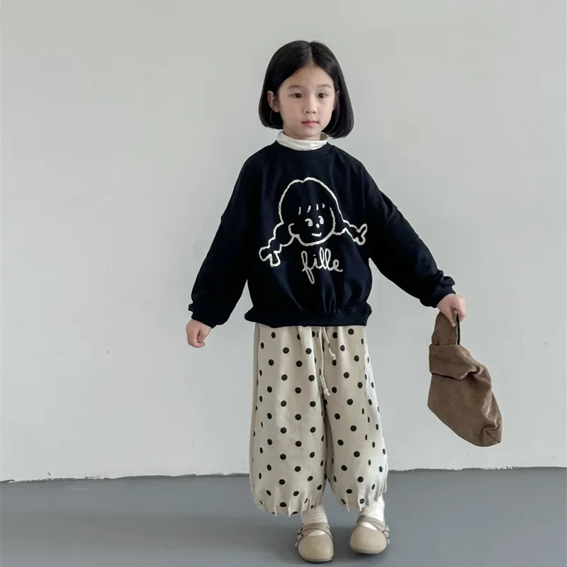 

2024 Autumn Girls Cartoon Printed Sweatshirt Casual Polka Dot Straight Pants Two-piece Set Children's Clothing