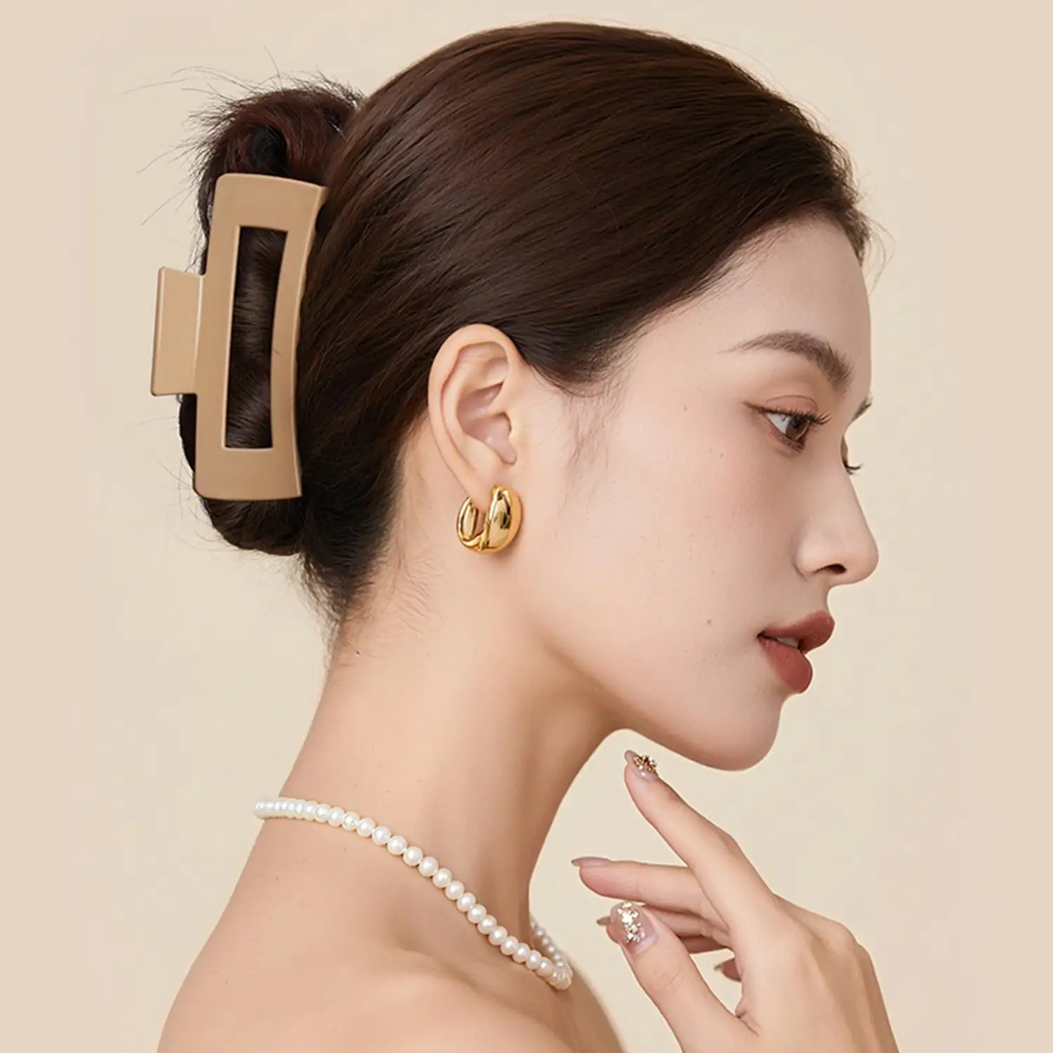 

Корейский простой абзац, силикагель, аксессуары для волос Maillard, большой зажим для волос, объем, больше зажимов для волос, зажим в виде акулы, головной убор