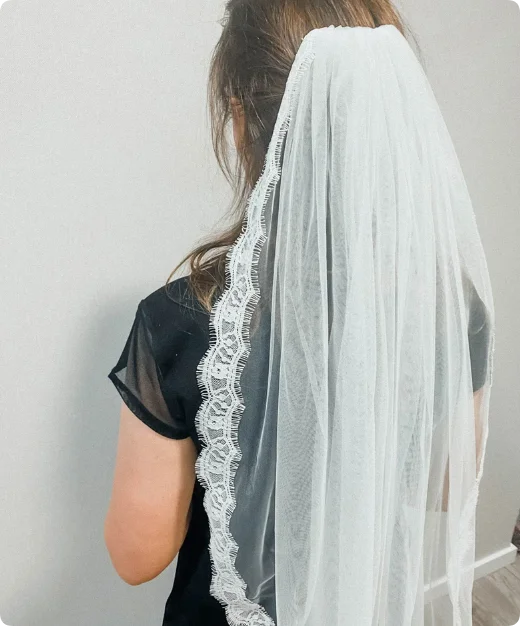 white-ivory-simple-elegant-veil-simple-short-veil-beautiful-bridal-veil-mantila-style-veil