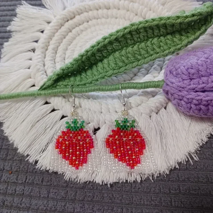 ZGMXR Bohemian Tassels Beaded Earrings Hand Knitted Fashion Simplicity Fruit Strawberry Pattern Alloy Rice Bead Jewelry