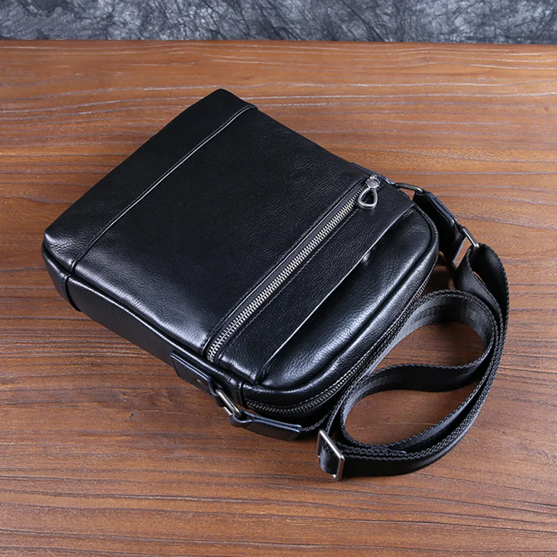 Men\'s Crossbody Bag Leather Shoulder Bag Casual Youth Fashion Trend Hundred Bypass Layer Cowhide Handmade Vertical Men\'s Bag