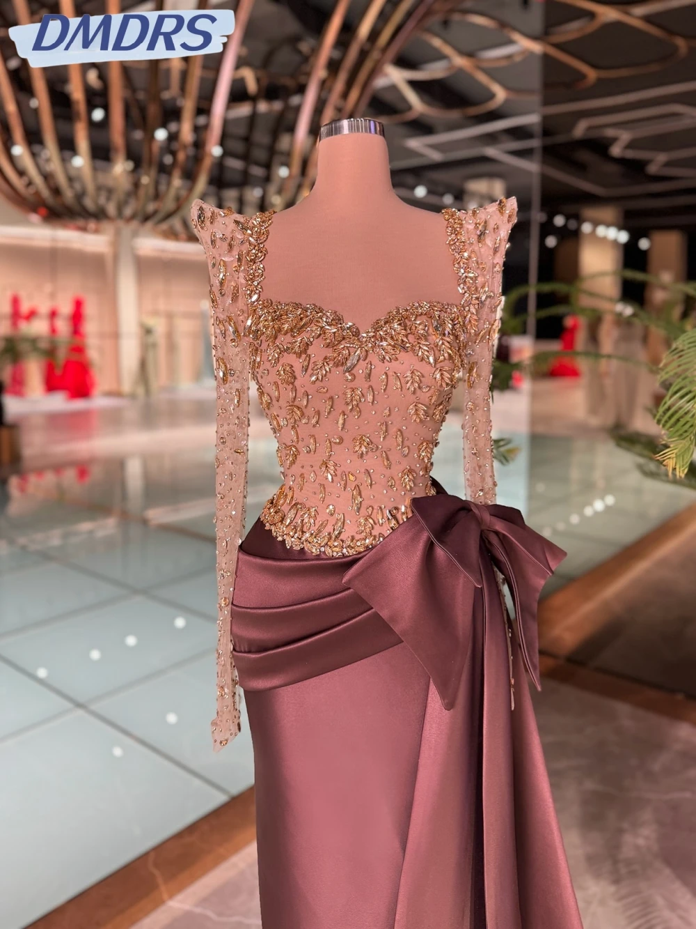 

Sparkly Luxury Beaded Crystal Evening Dress Stunning Satin Mermaid Wedding Party Gown Customized Sweetheart Neck Prom Dresses