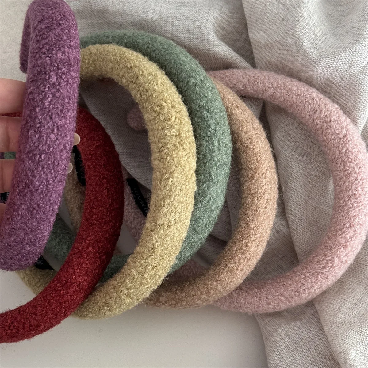 Vintage Padded Fur Headband Lamb Furry Fabric Solid Color Basic Hair Rope Puffy Hairband Cute Sweet Women Hair Accessories