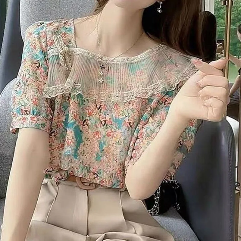 Elegant Temperament Female Lace Spliced Floral Printed Shirt Summer Women\'s Clothing Korean Sweet Short Sleeve Chiffon Blouse