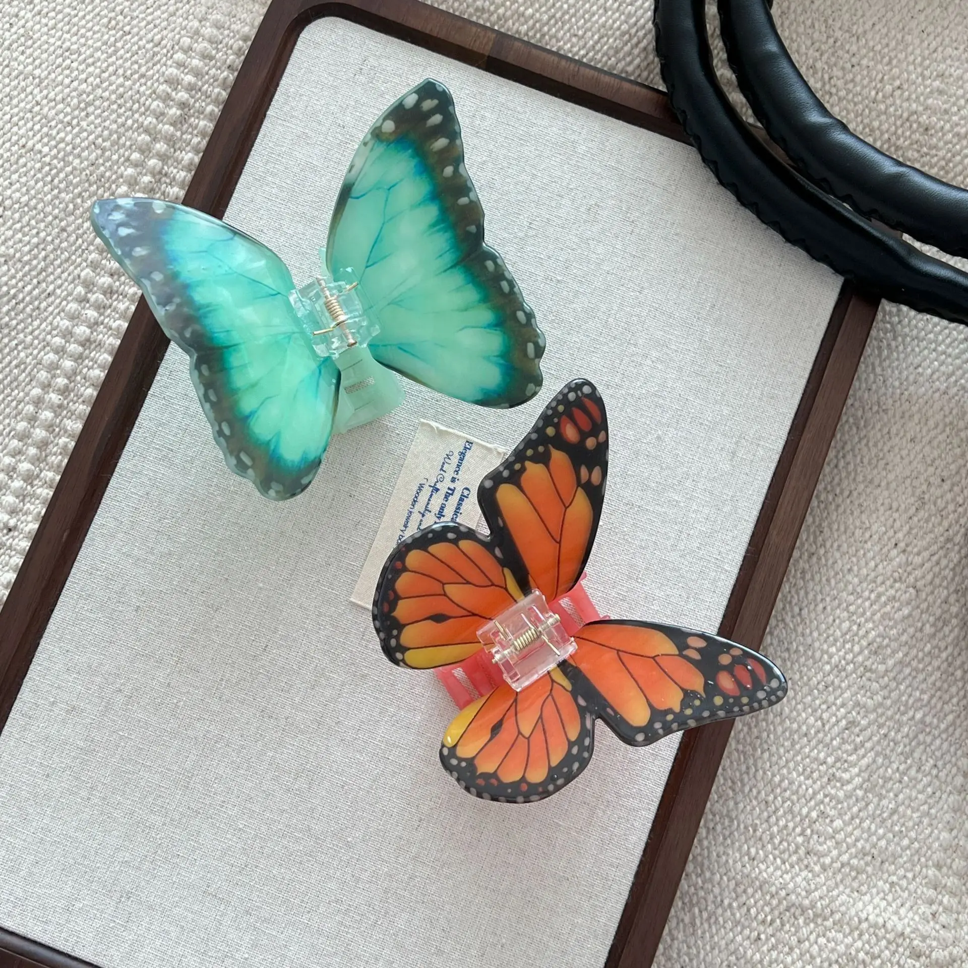 

NEW French Simulated Butterfly Hair Claw Acrylic Claw Clips Colorful Butterfly Crab Hair Clips for Women Girls Hair Accessories