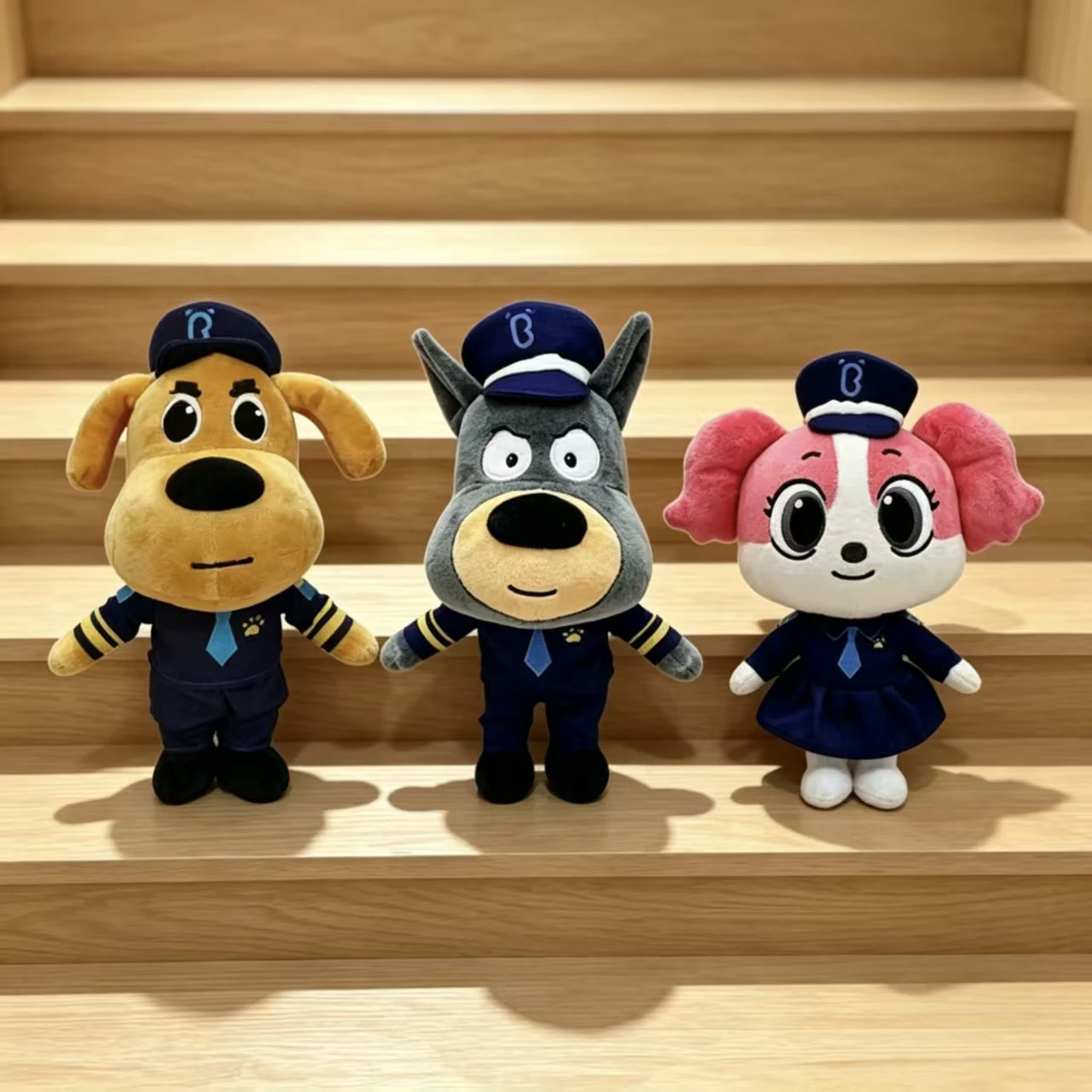 Labrador Sheriff Plush Toys Children's Cute Cartoon Toy Soothing Doll for Children's Birthday and Holiday Gifts Decoration