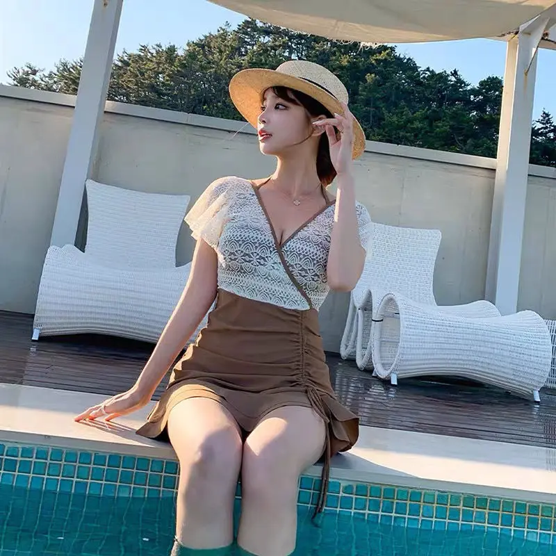 New Korean Fashion One-piece Dress Style Double Color Combination Deep V-neck Belly-covering And Slimming Swimsuit