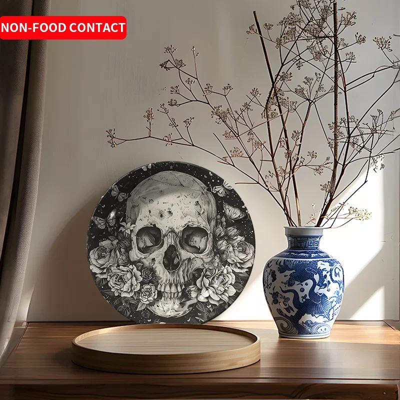 1pc Gothic Skull Rose Ceramic Decorative Plate - Black Background Round Wall Hanging, Non-Food Contact Home Art Statue for