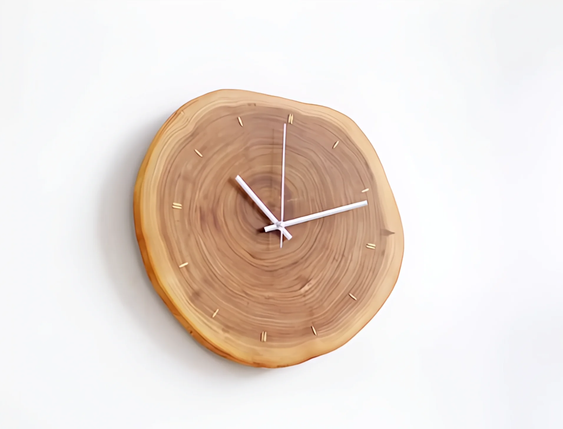 Simple embedded copper solid wood ring clock living room decoration sweep second modern creative clock wall clock Wooden silent