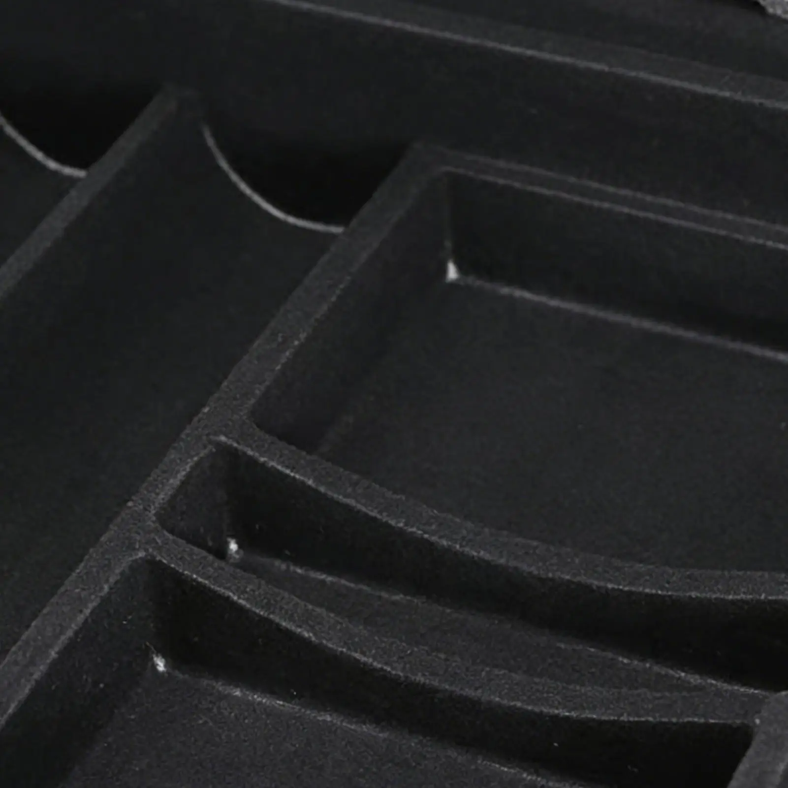 

Чехол для покера, емкость 300 шт., матовый черный алюминиевый сплав, защитный чехол для покерных фишек, витрина для влюбленных, семьи, друзей