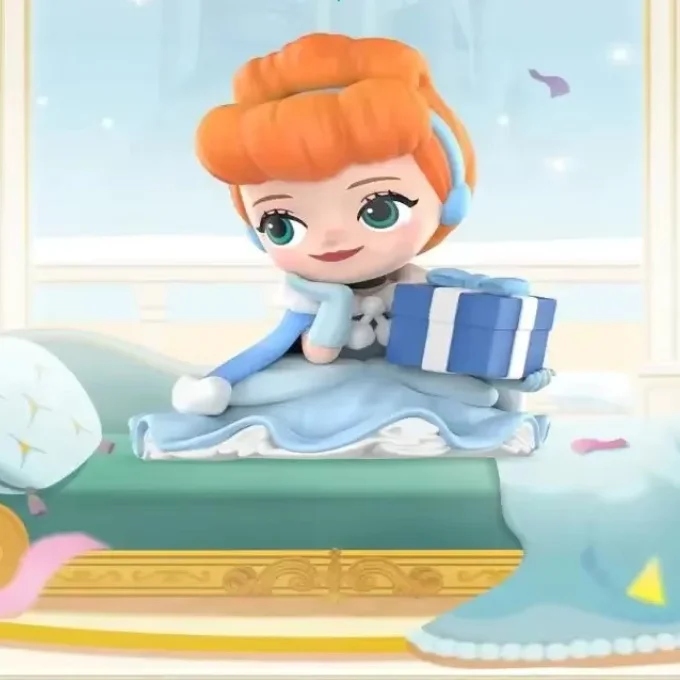 

POP MART Princess Warm Winter Gift Series Blind Box Guess Bag Desktop Decoration Cute Model Gift Girl Blind Bag Toys Anime