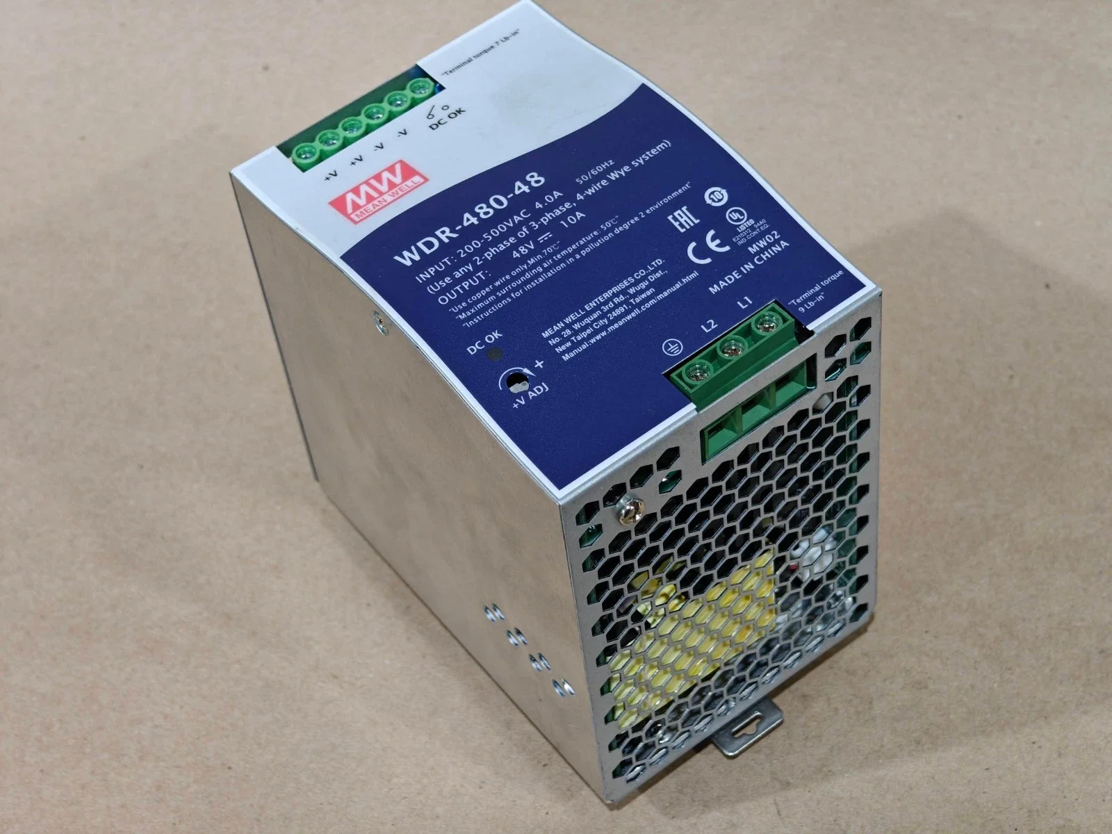 WDR-480-48 480W | 48V | 180-550VAC/254-780VDC WDR Track Switching Power Supply