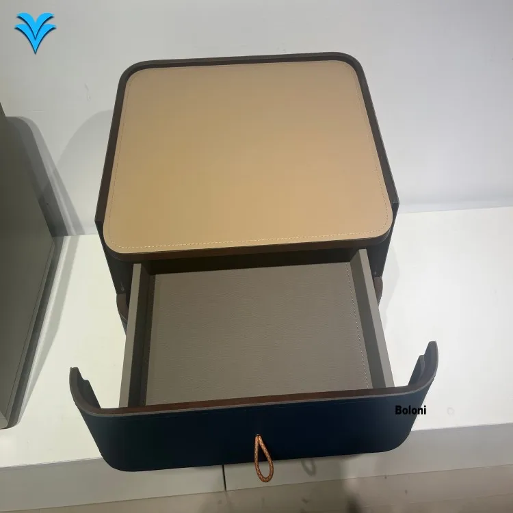 منضدة خشبية لغرفة النوم الحديثة ذات درجين وخزانة جانبية بجانب السرير بتصميم جديد لأثاث غرفة المعيشة في الفندق