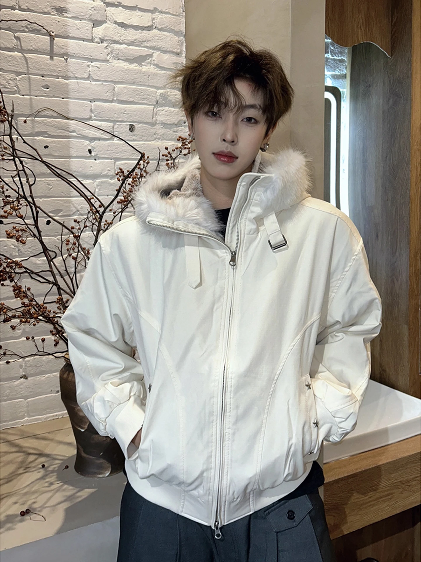 

Thiened Winter Coat for Men Hooded Cotton Jaet Warmth Assurance American Sle oulder Padded Outerwear Xing Color