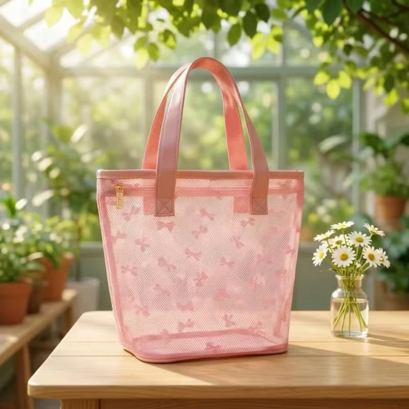 pero-storepractical-travel-wash-bag-is-an-essential-daily-item-for-every-lady-who-loves-travelling