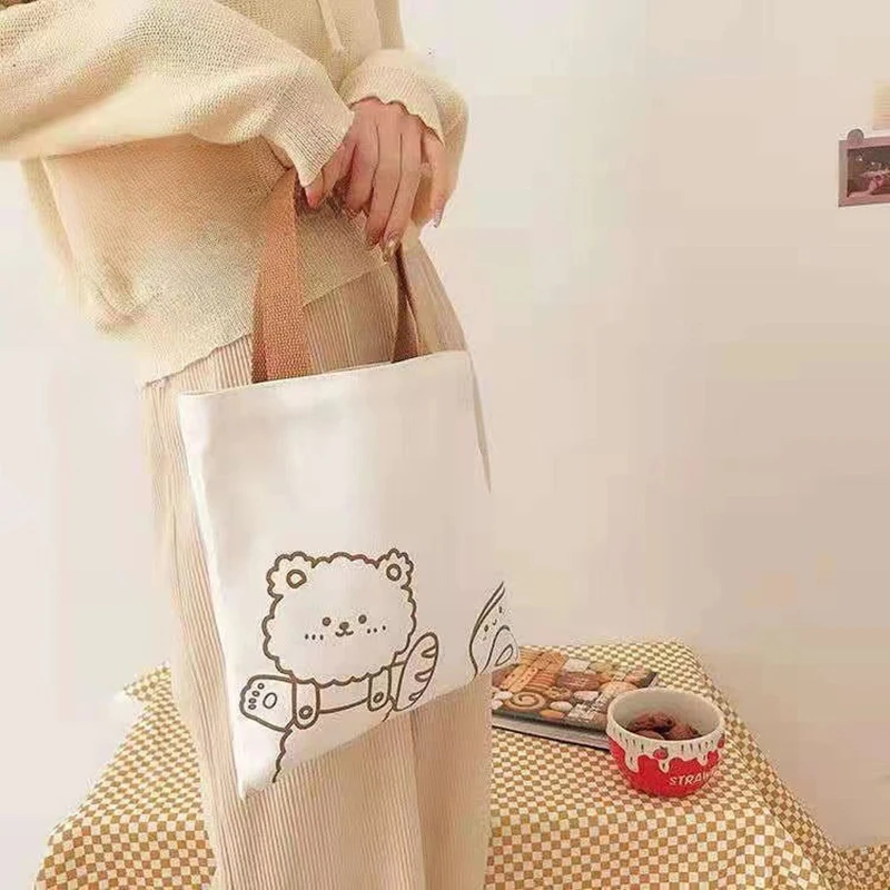 Cute Bear Small Simple Tote Bag Large Capacity Creative Environmental Cute Decorative Canvas Tote Shopping Bag