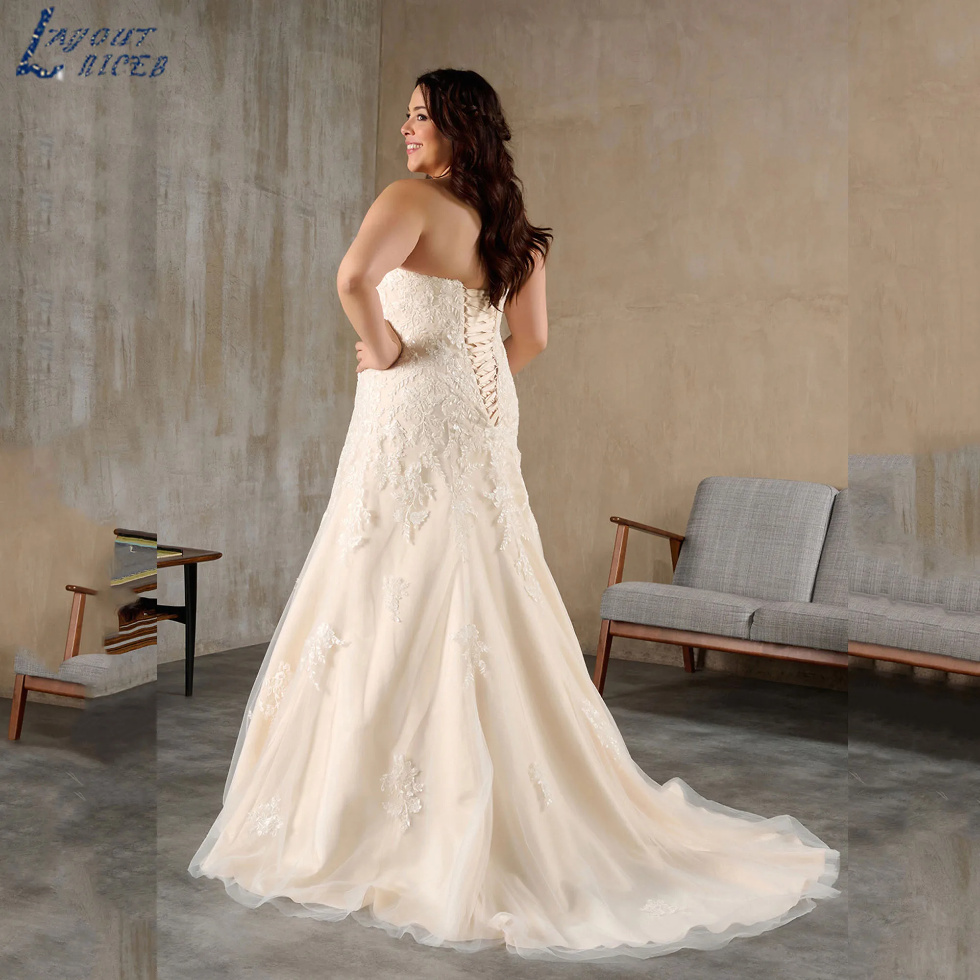 

Plus Size Wedding Dress Women Sweetheart A-line Lace Appliques Bridal Gown Backless Sleeveless Tulle vestido de noiva Customized
