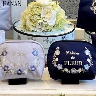 Новые милые клатчи в японском стиле для девочек, косметичка с вышивкой в виде ракушки, милые косметички для хранения тканей для женщин, новинка 2023 года