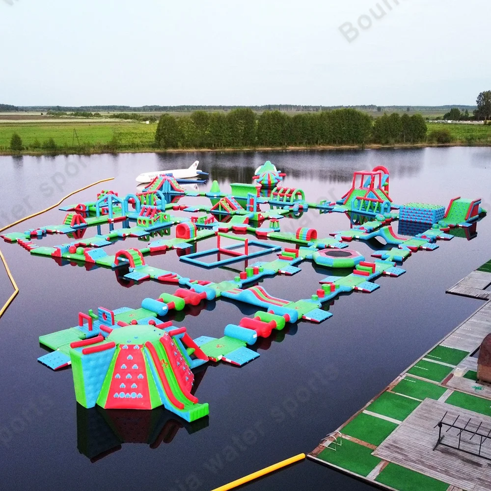 New Outdoor Water Park Inflatable / Floating Water Obstacle Course Manufacturer