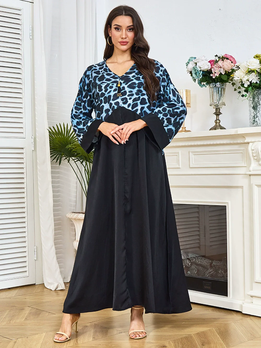 

Длинное платье на Ближнем Востоке, Саудовской Аравии, мусульманское роскошное модное платье-халат, новое женское длинное платье с леопардовым узором и контрастной подвеской