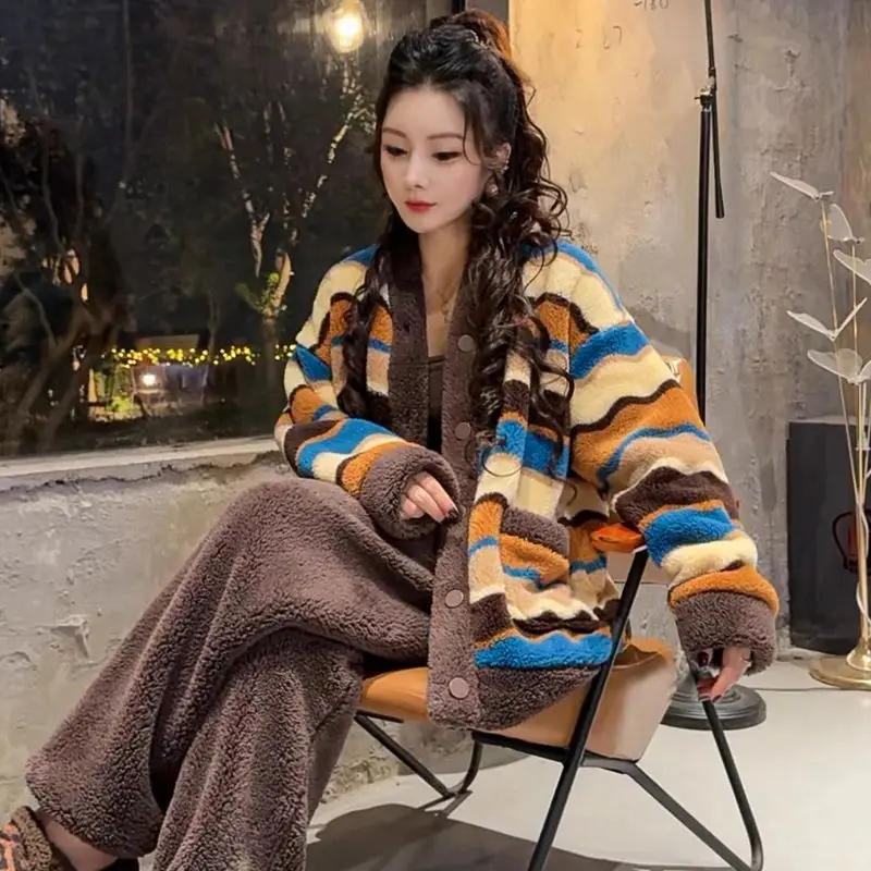 

High Weight Striped Sleepwear for Women in Autumn and Winter With Fleece Coral Fleece Suitable for Wearing Outerwear Warm Suit