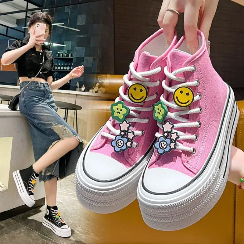 Women\'s High Top Canvas Shoes Cartoon Decoration Thick Sole Breathable and Comfortable Sports Multifunctional Skateboard Shoes