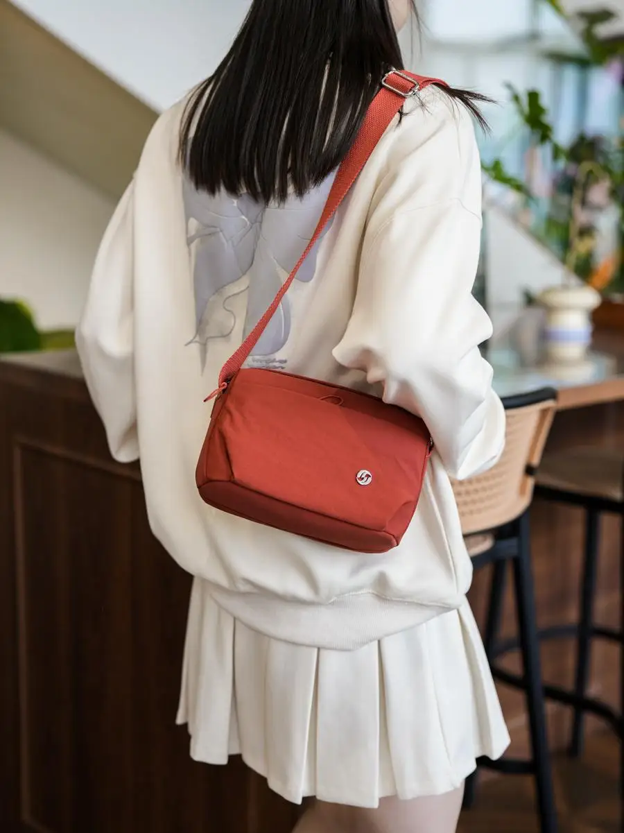 

2024 New Women's Crossbody Bag Ox Cloth Lightweight Single oulder Bag Versatile Fall Winter High Quali Nylon Fabric