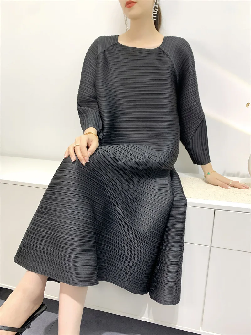 Miyake Summer Dress Solid Color Large Size Loose Cover Meat Temperament Ageing Medium-length Models