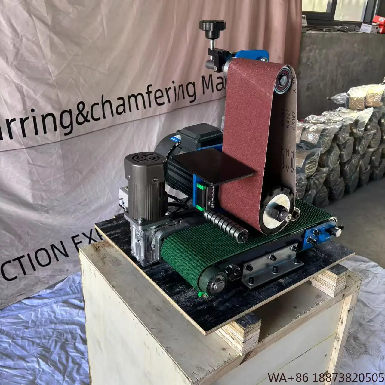 المكون الأساسي يستخدم ماكينة صنفرة حزام الطحن والتلميع الأوتوماتيكية مع محرك As #6