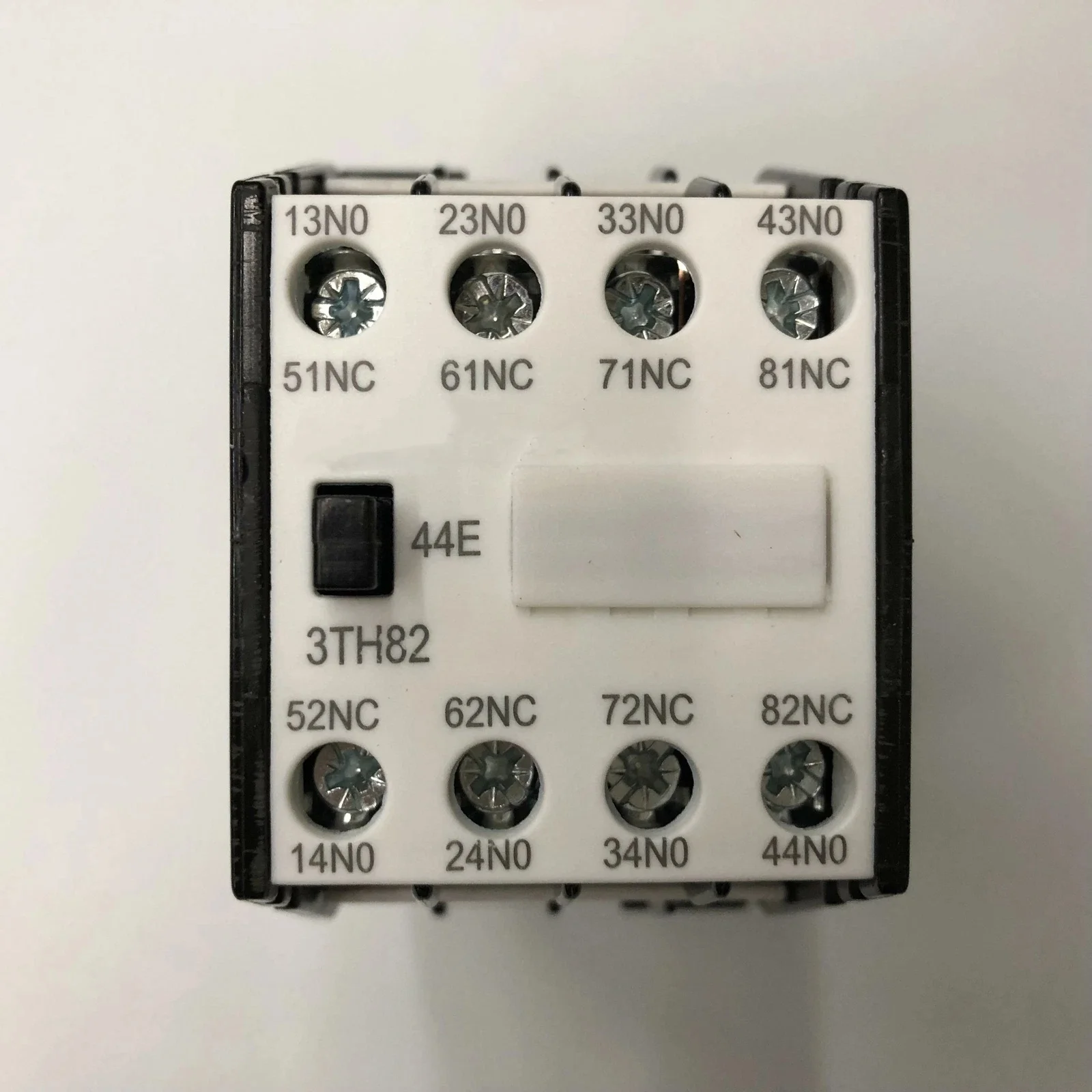 

Промежуточное реле 3TH82440XM0 3TH8244-0XM0 220В