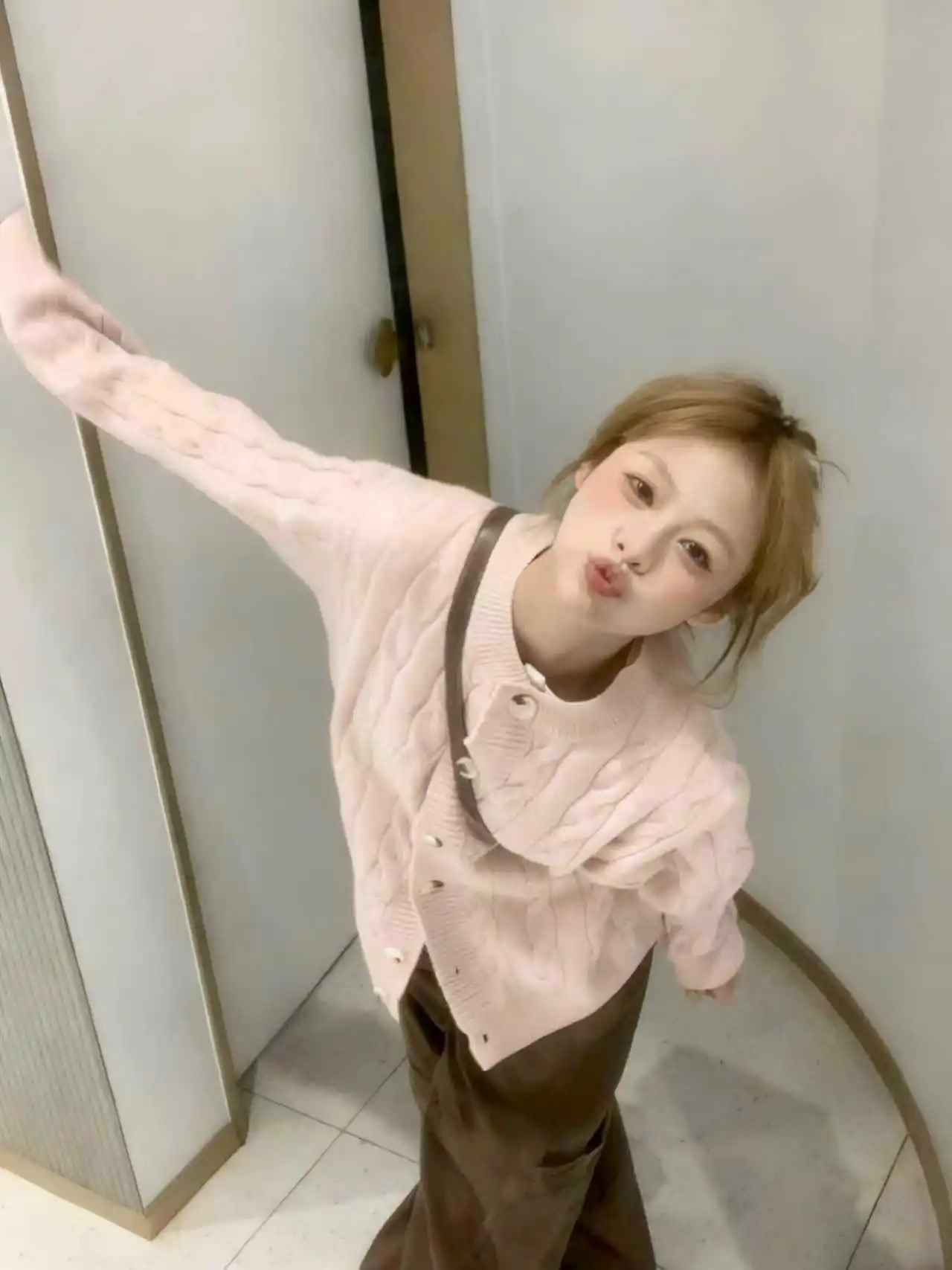 

Pink Knitted Cardigan for Women's Autumn Wear Cable Sweater Jacket Loose Slimming College Style Top