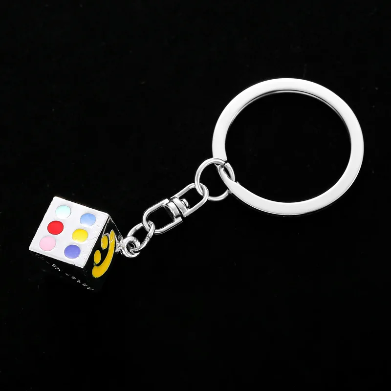 creative-dice-keychain-metal-personality-dice-poker-soccer-guitar-model-alloy-keychain-gift-car-key-ring-pendant
