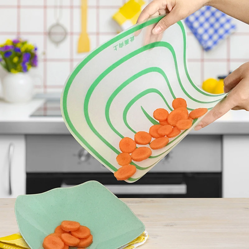 1PC Przezroczysta deska do krojenia do kuchni Deska do krojenia warzyw Deska do krojenia z matowego tworzywa sztucznego Wielofunkcyjna deska stołowa — zdjęcie 4