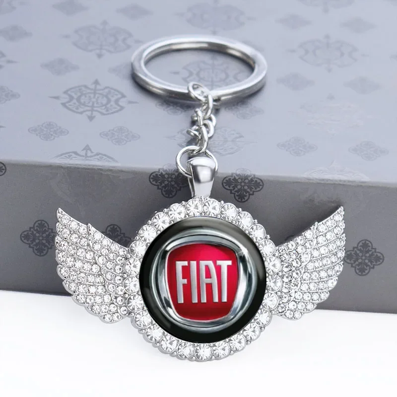 Car Logo Keychain Metal Key Rings Pendant Auto Accessories for Fiat 500c Aegea Doblo Panda Palio Tipo Punto Stilo Bravo 600