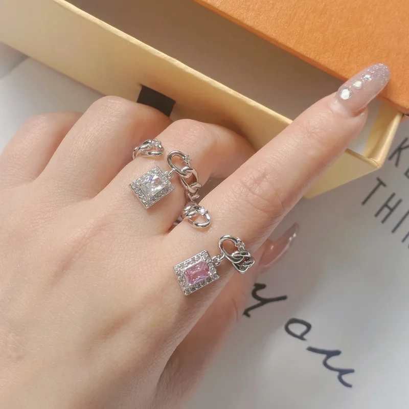 

MDLFES Moiss1n Diamond Style Japan and South Korea niche design ring girl heart ring buckle chain tassel carat