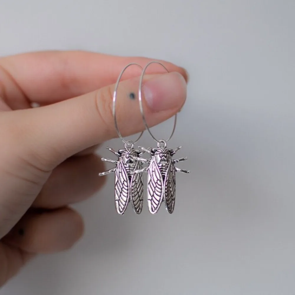 Image of Retro Silberfarbene Zikaden-Ohrhänger und Halskette für Damen und Herren, Gothic Insekten-Ohrringe, Boho Natur Schmucksets