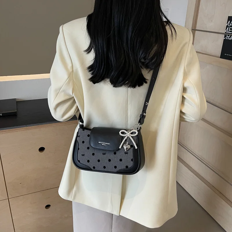 Advanced Wave Point Small Square Bag Women 2024 New Sweet Bow Printed Single Shoulder Underarm Bag Elegant Beaded Crossbody Bag