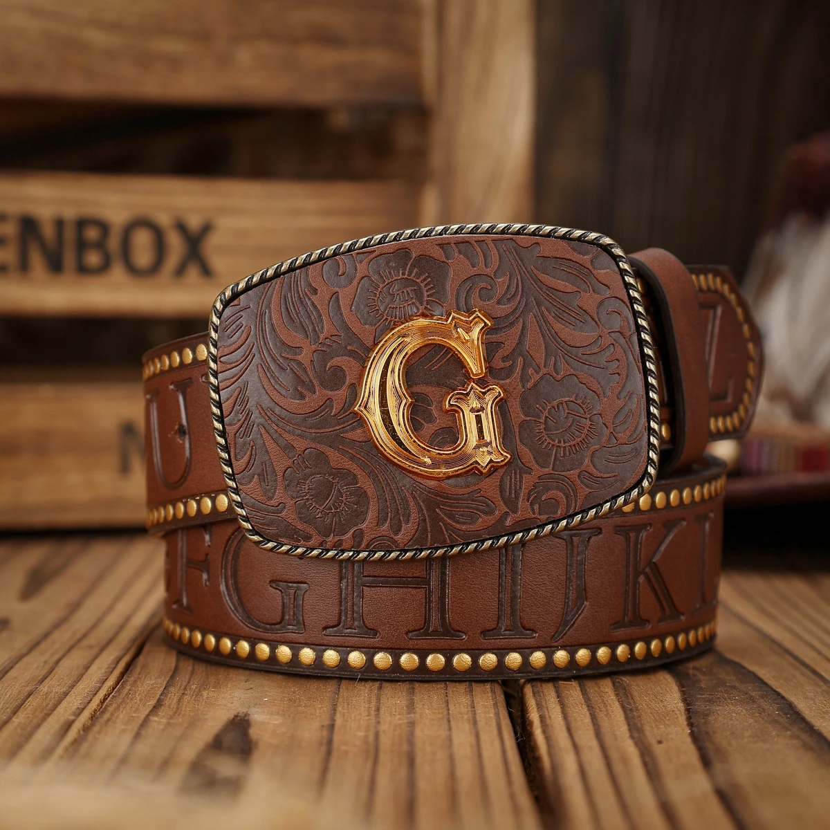 Ein PU-Gürtel im Western-Stil mit Schnallen, sowohl für Männer als auch für Frauen, lässig und im Retro-Stil, perfekt für den täglichen Ausflüge – Detail 6