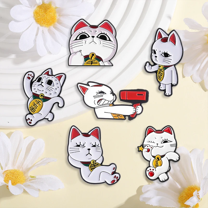 5-19 Stück/Set Humor Komödie Anime Film Emaille-Pin Anime Turbo Granny Cat Maomao Muscle Rat Red Eared Rabbit Brosche Abzeichen Schmuck – Detail 6