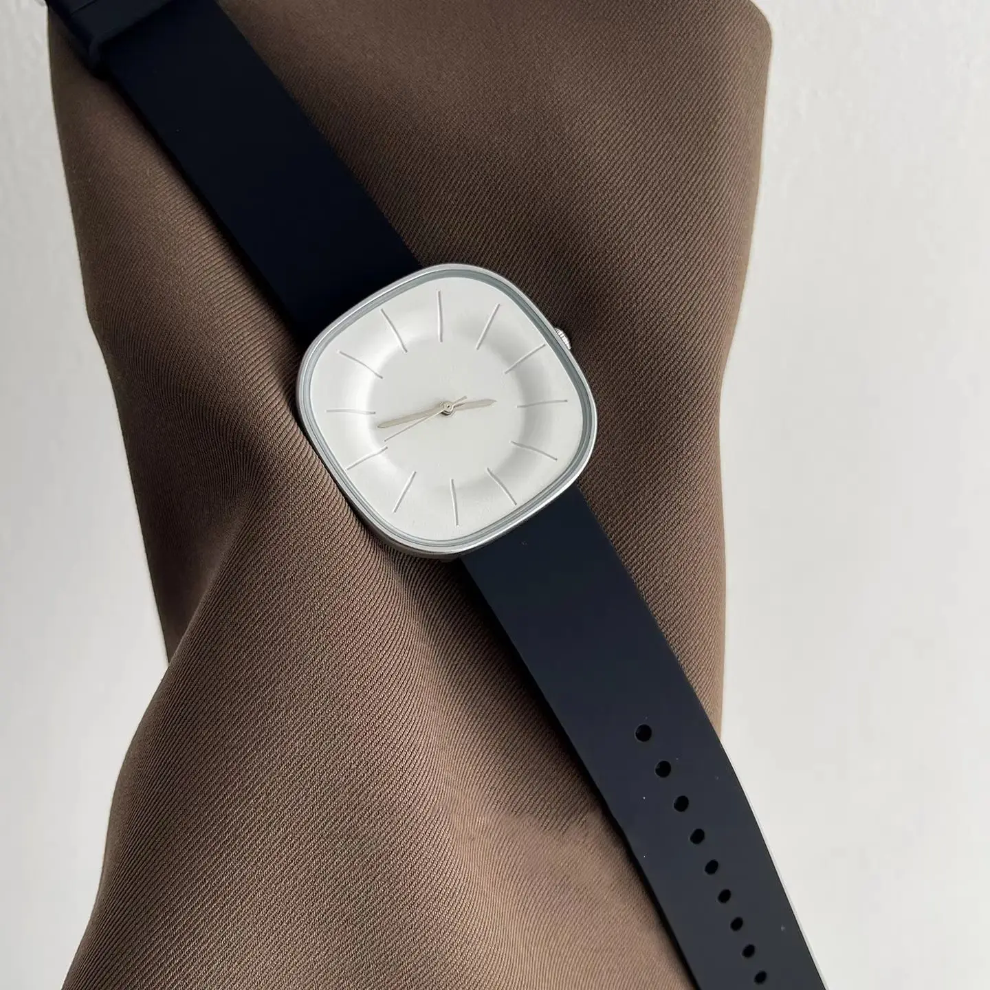 Women's Watches Square Candy Minimalist Fashion Silicone Strap Large Dial Waterproof Quartz Personalized Ladies Watch Gift