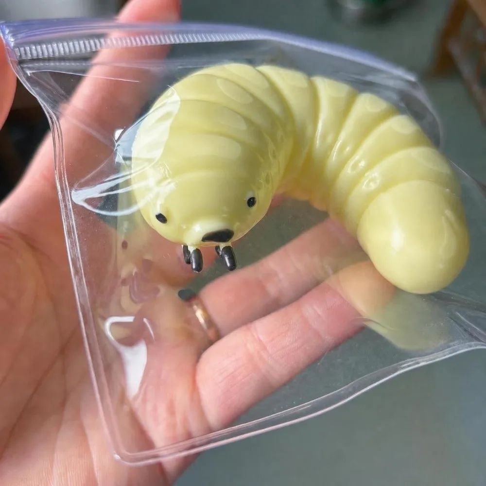 New Simulated Caterpillar Squeeze Toys Soft Stretchable Mealworms Decompression Toy Slow Rebound Stress Relief Toy Gifts