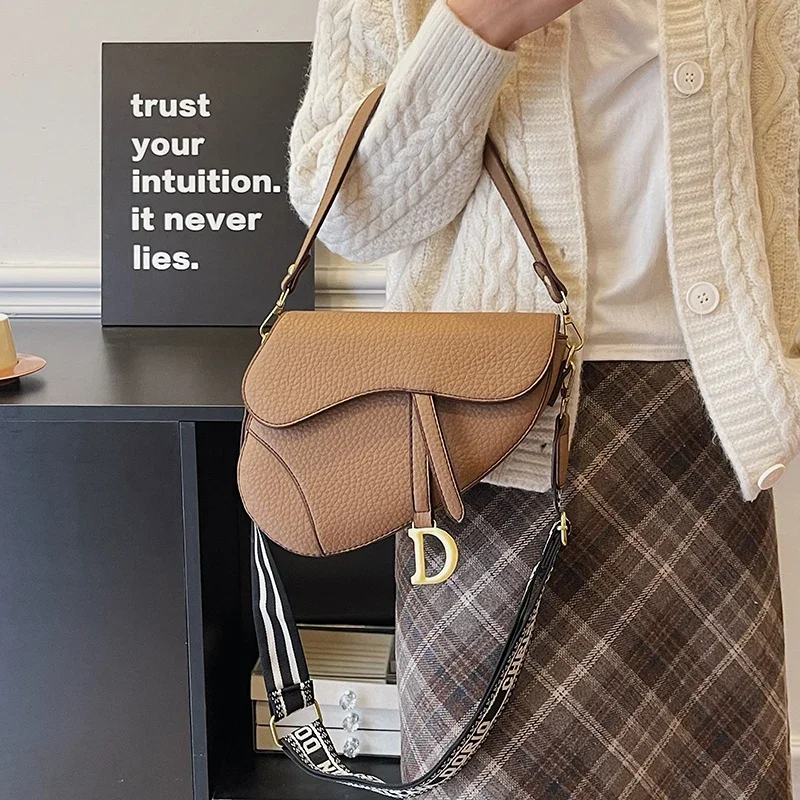 

High-End Minimalist Messenger Bag Casual Solid Color Purse For Business Women Elegant Vintage Design
