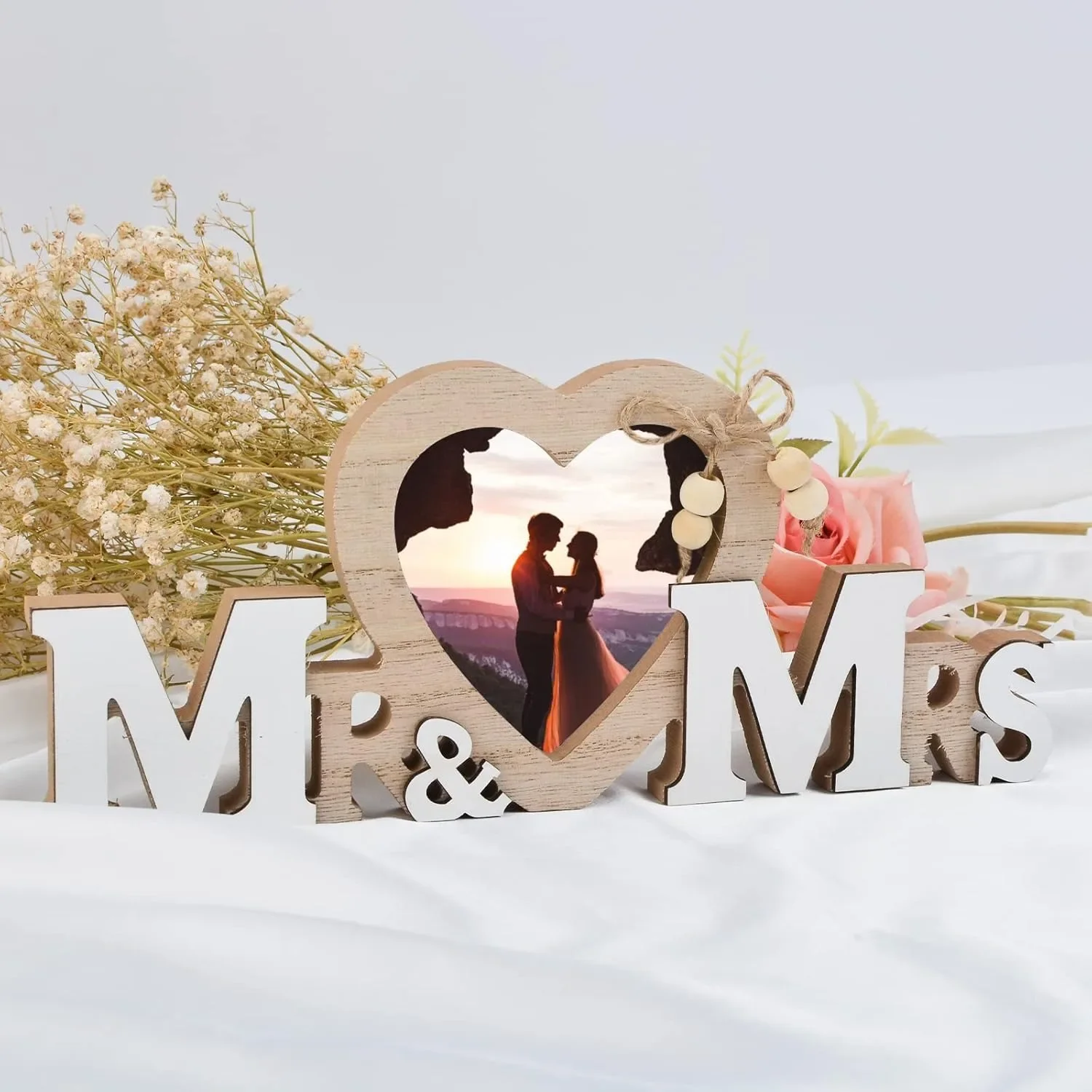 Mr & Mrs Wood Heart Picture Frame, Wooden “Mr & Mrs” decoration Newlywed Photo Gift for Wedding Display