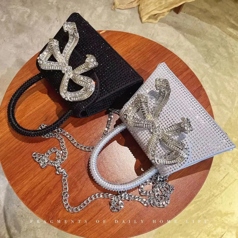 Pochette da sera con strass lucidi da donna nuova borsa e borsette con Clip di cristallo con fiocco festa di nozze di design di lusso di alta qualità