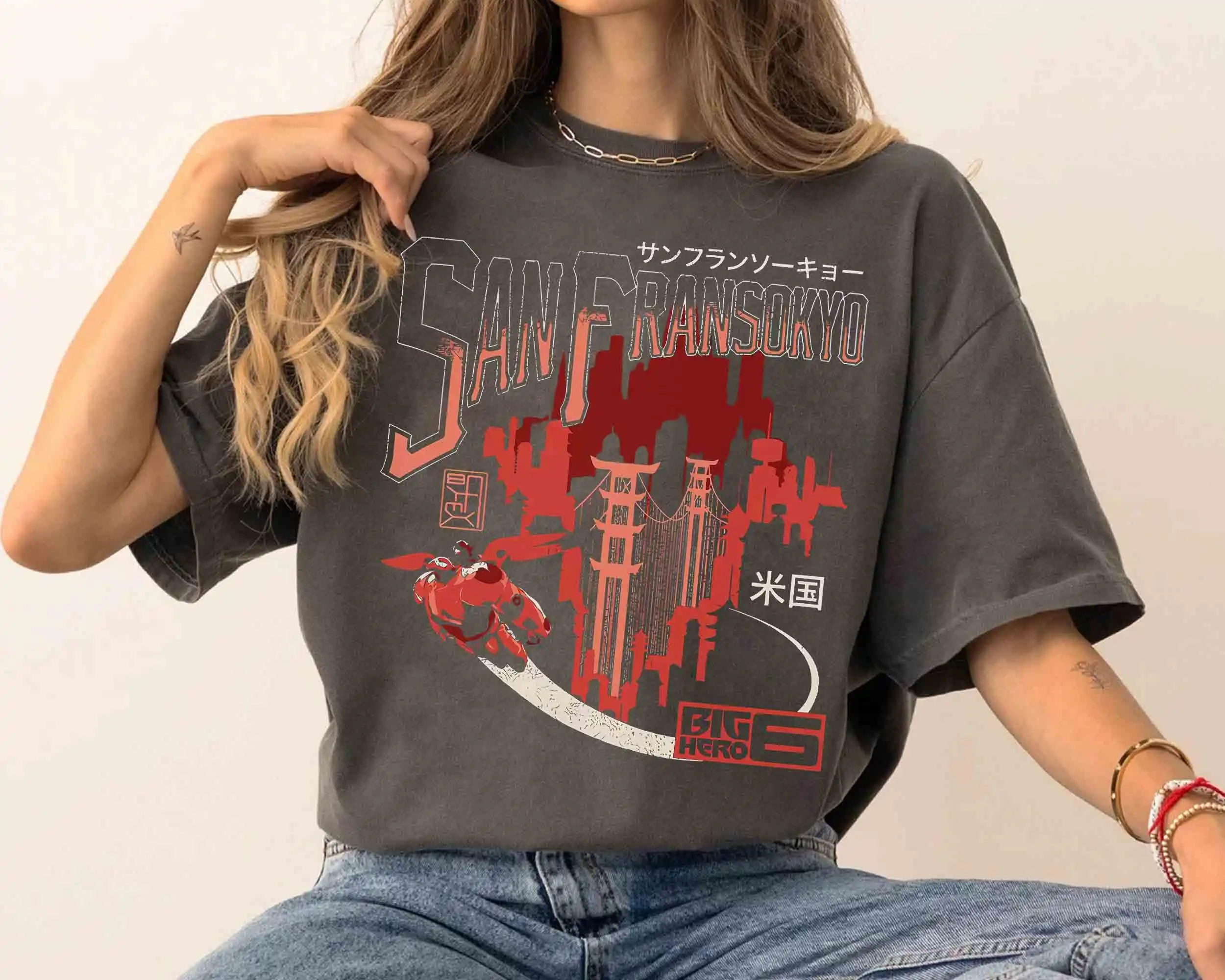 

Винтажная футболка Disney Hiro и Baymax San Fransokyo Big Hero 6, рубашка с рисунком Skyline Disneyland, семейный наряд для путешествий