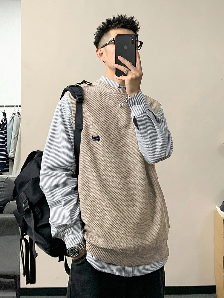 

Knitted Sweaters for Men Sleeveless Man Clothes Waistcoat Brown Vest Crewneck Round Collar Icon Korean 2024 Autumn New in Mode A