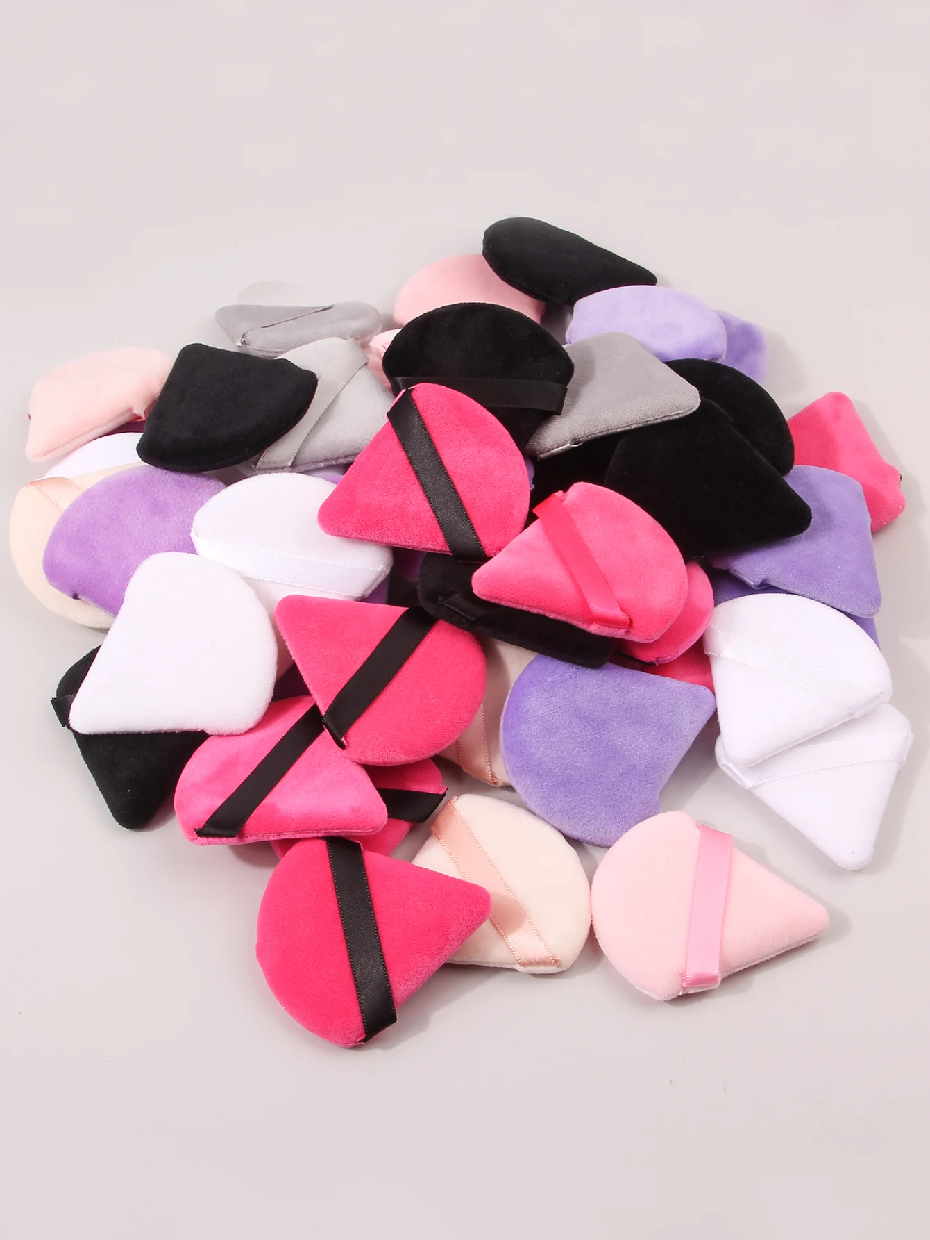 50 pçs super acessível triangular pó puff maquiagem esponja em pó conjunto multi-cor configuração pó puff esponja ferramentas de maquiagem