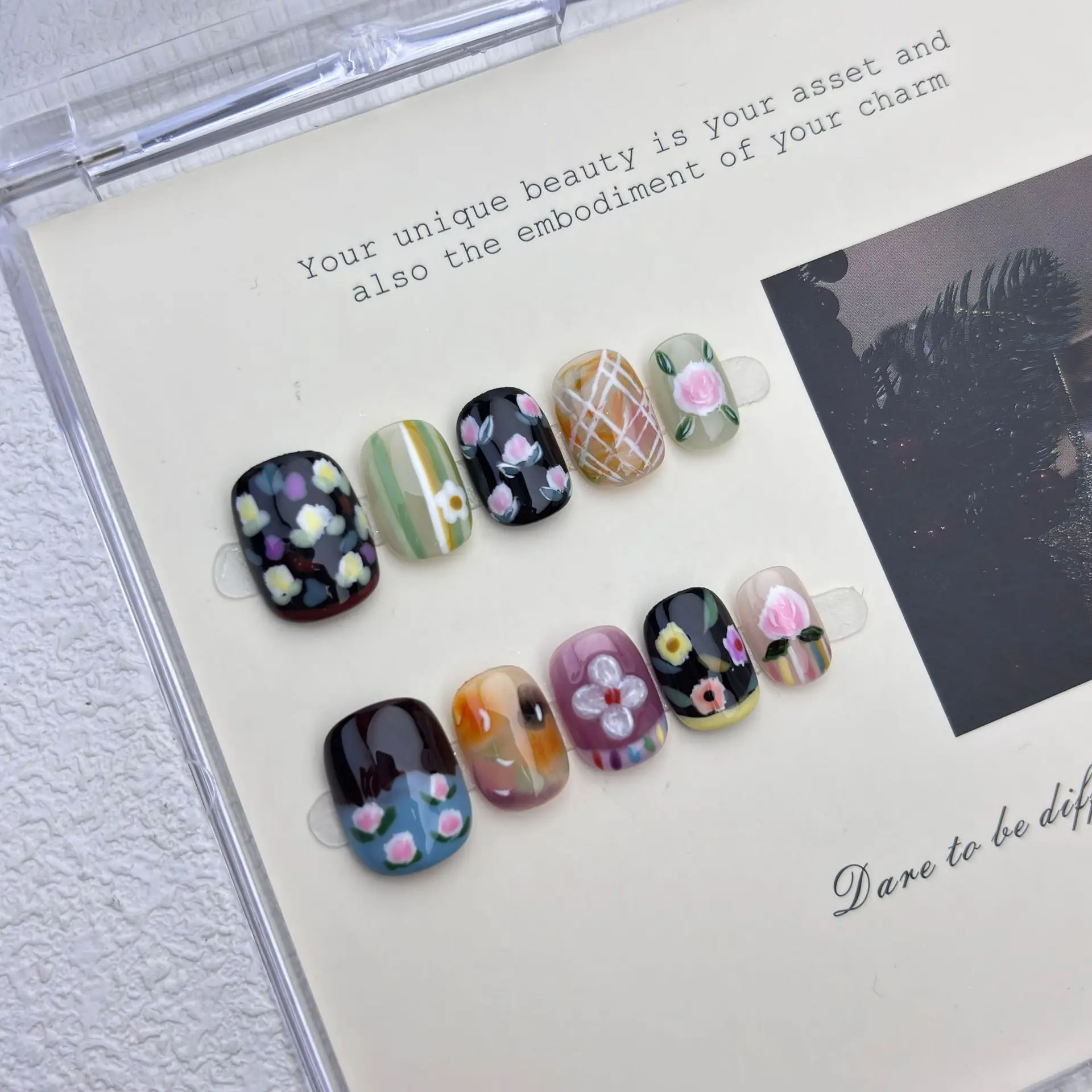 

10Pcs Short Round Handmade Press on Nails Full Cover Flowers Pattern Stick-on Nails Art Detachable French Fake Nails for Women