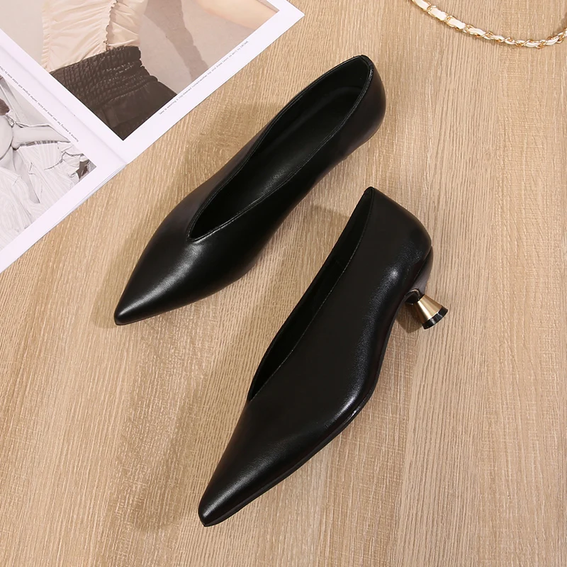 XGRAVITY 2023 New Spring Summer Fashion Cup Short Heel Pumps Sexy Pointed Toe Dress Shoes V Cut Women Shoes Elegant Dress Shoes