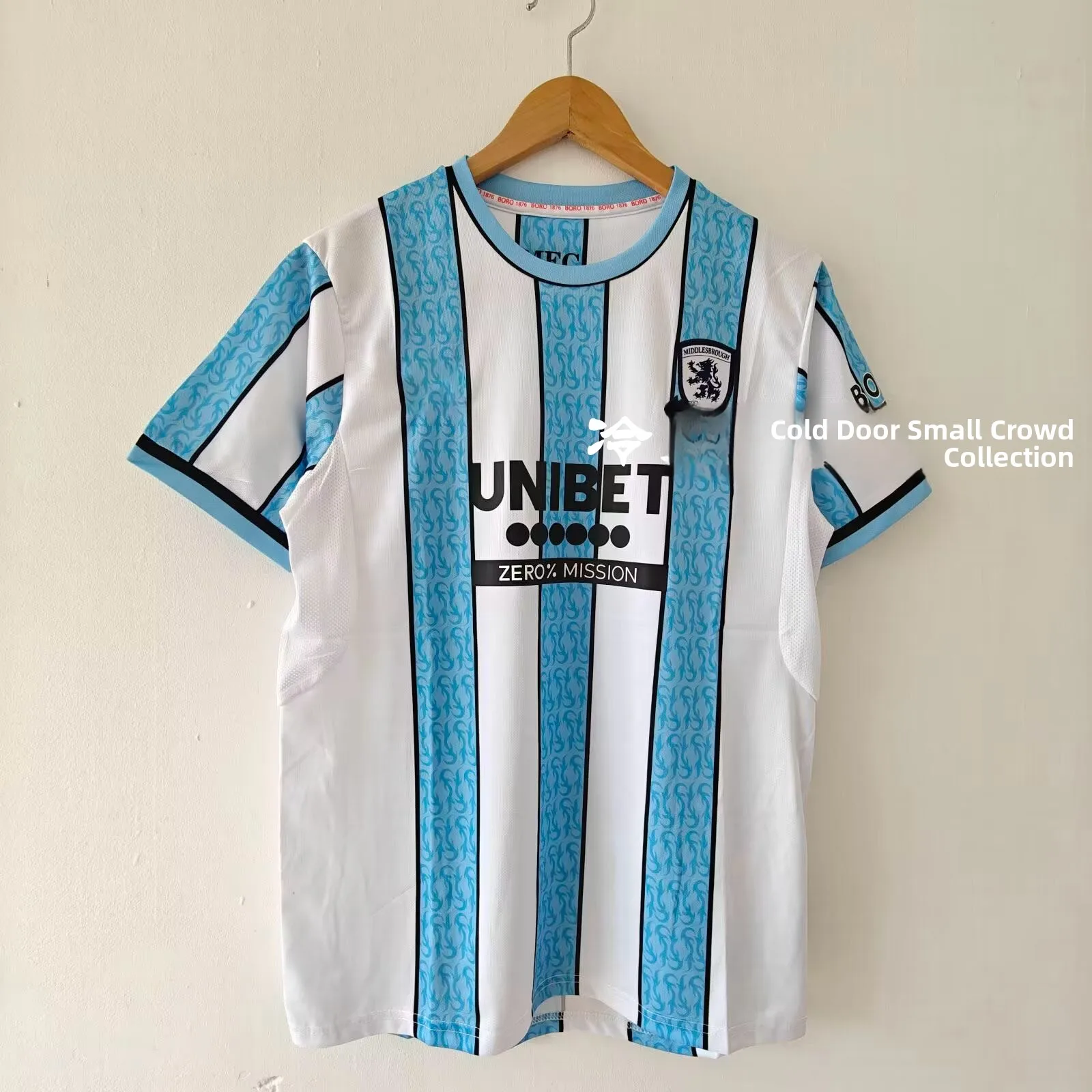 

Middlesbrough Away ort Sve Fooall Kit Qui Dry Дышащий тренировочный orm Версия для фанатов Легкая спортивная одежда